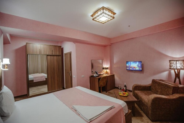 Alison Hotel image 22