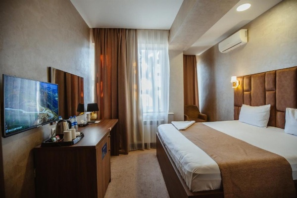 Alison Hotel image 33