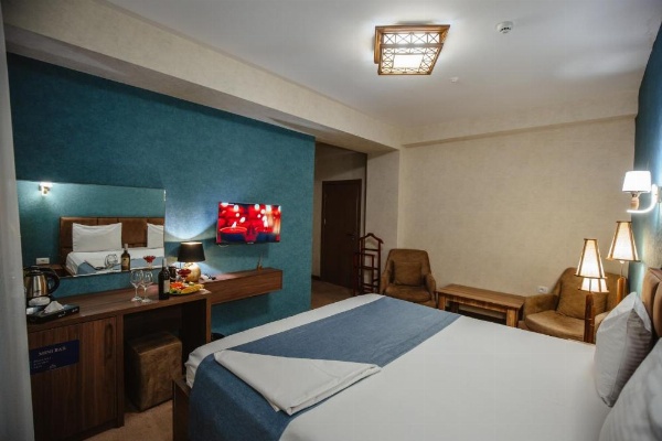 Alison Hotel image 41