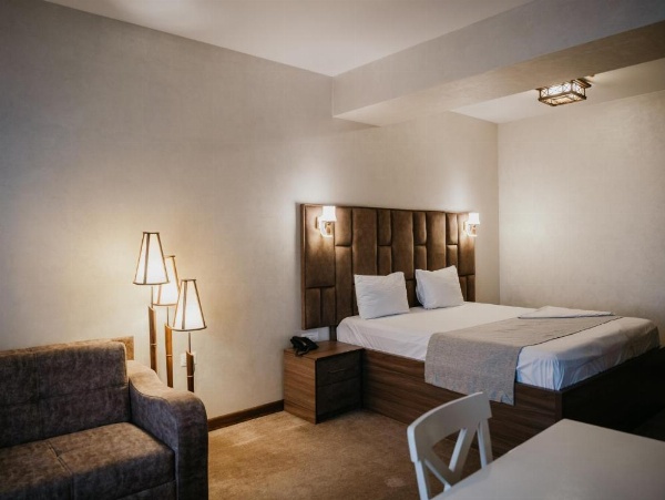Alison Hotel image 7